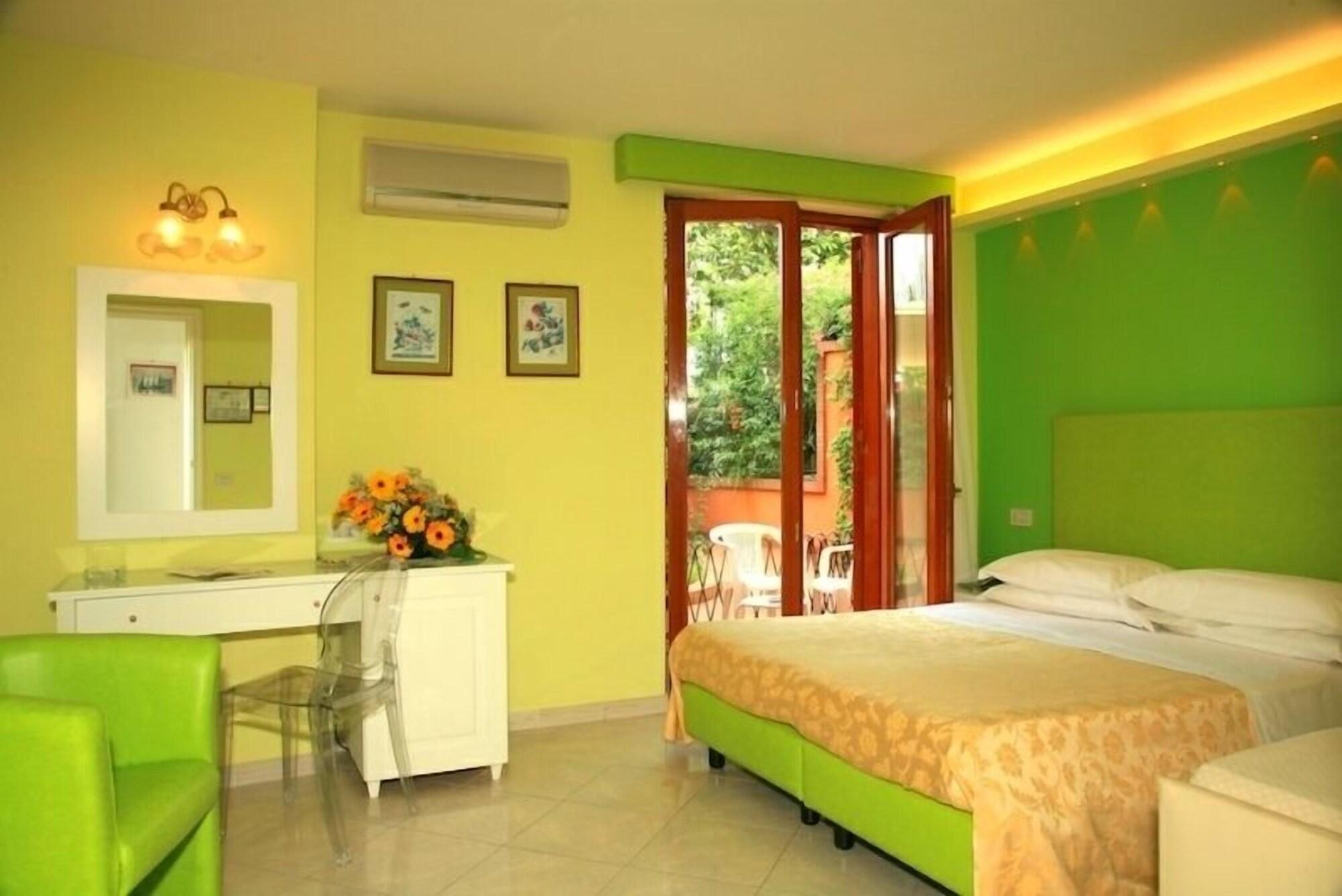 Hotel Girasole Półwysep Sorrentyński Zewnętrze zdjęcie